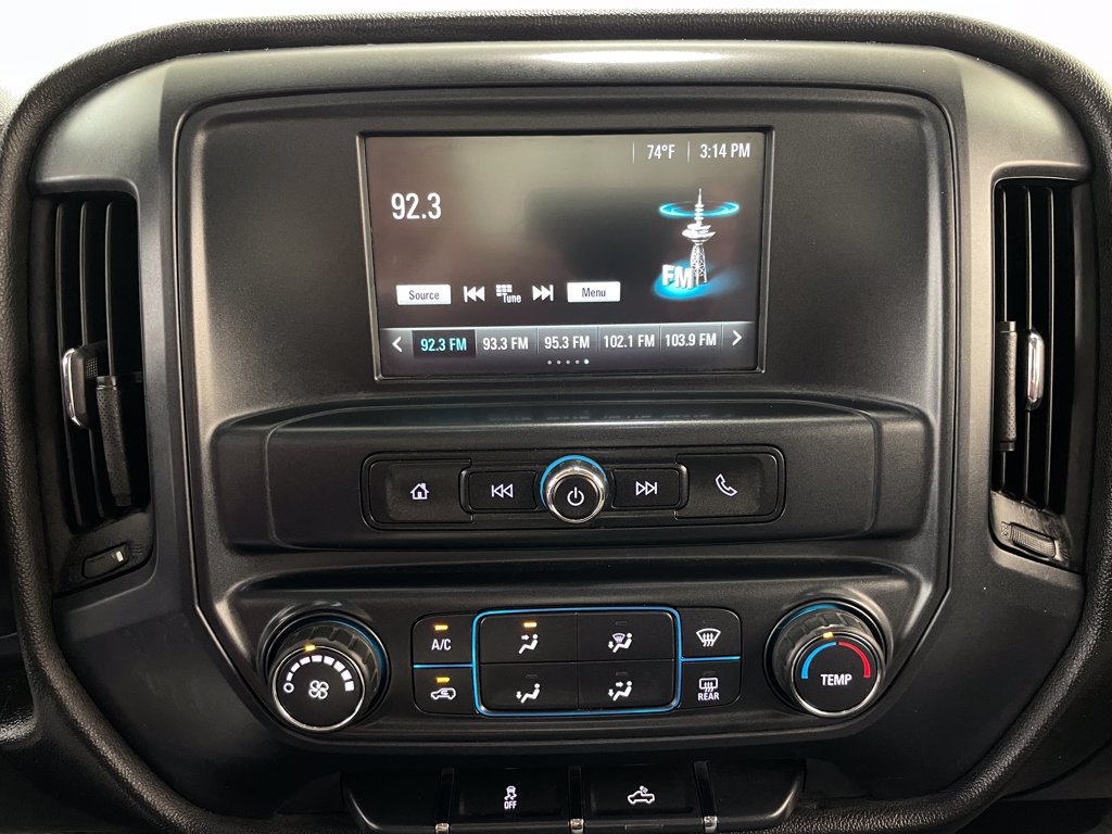 Used 2017 Chevrolet Silverado 1500 Custom w/ Custom Convenience Package AWD/4WD image 21
