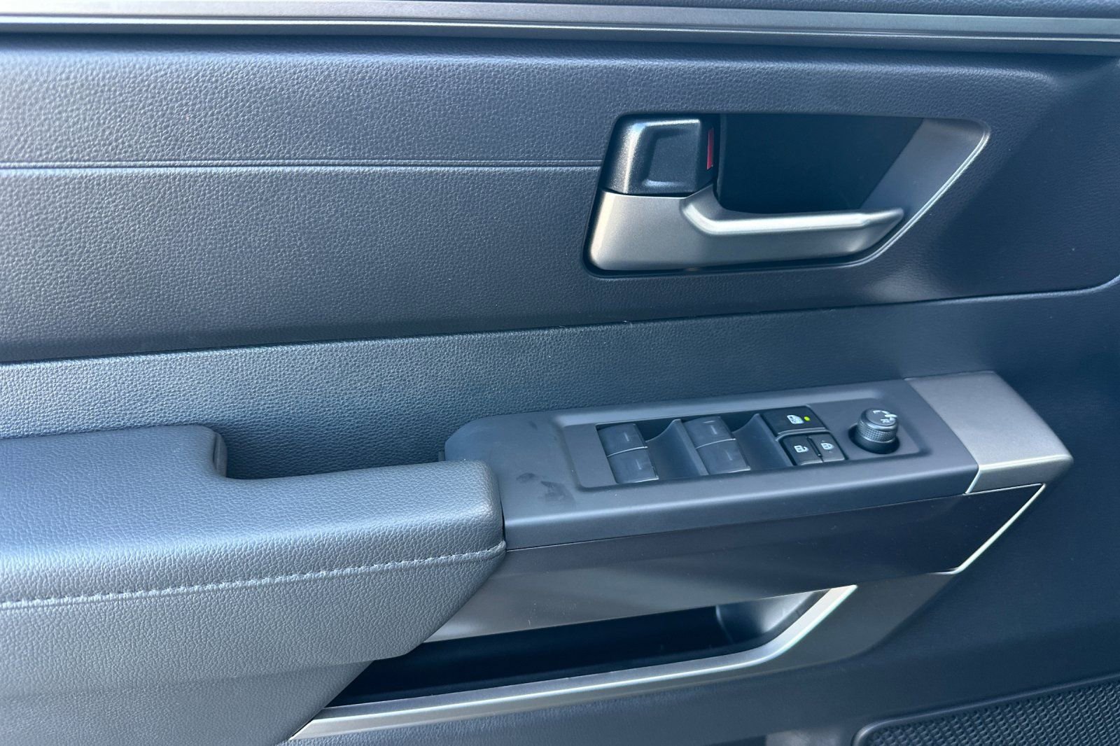 New 2026 Toyota Tundra SR5 AWD/4WD image 11