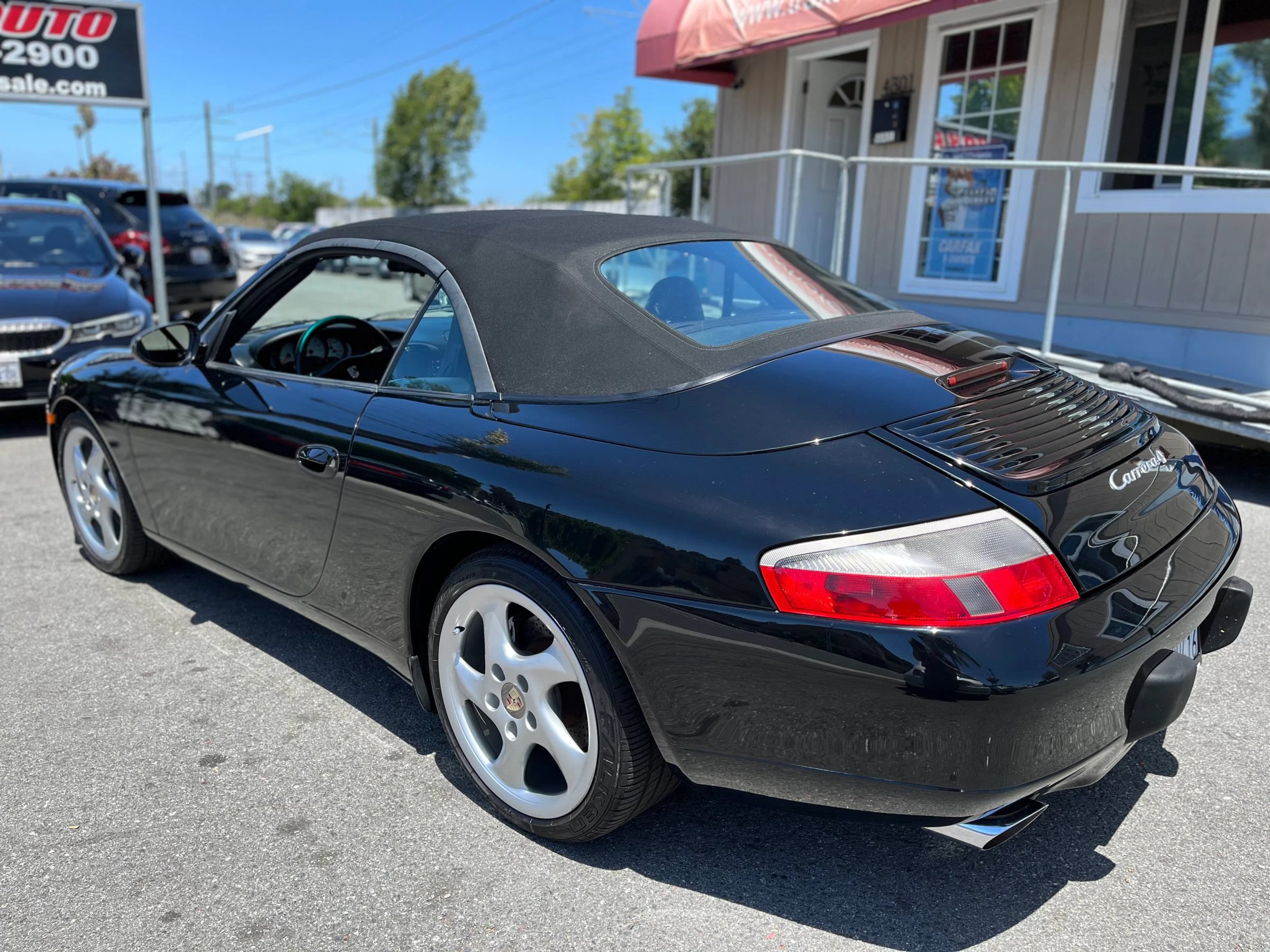 Used 2001 Porsche 911 Carrera 4 AWD/4WD image 5