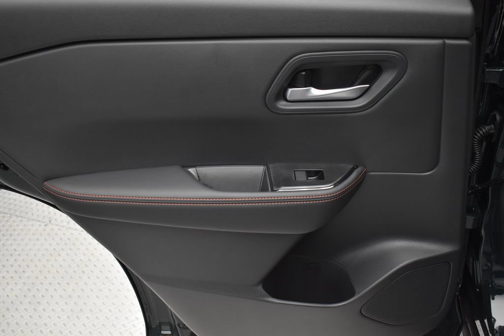 New 2026 Nissan Rogue SV AWD/4WD image 31