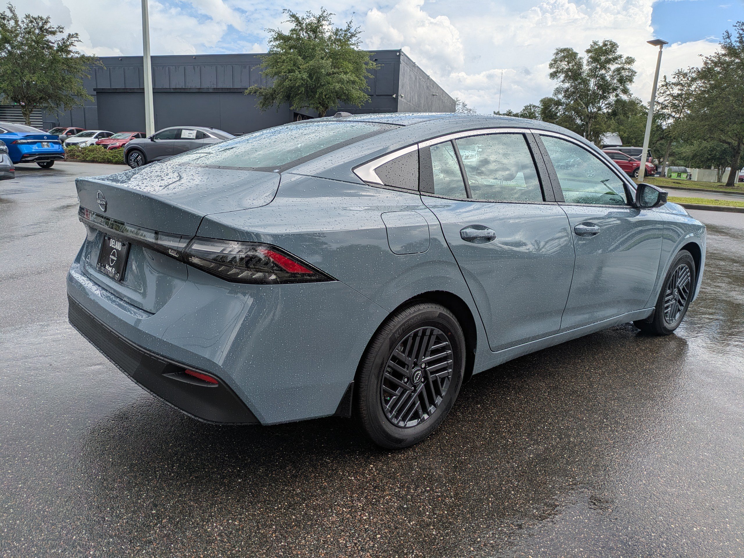 New 2026 Nissan Sentra SV w/ SV Convenience Package FWD image 4