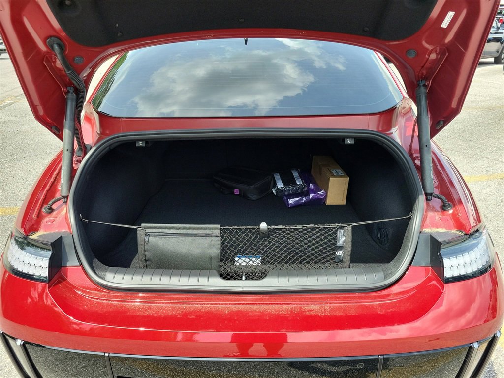 Used 2024 Hyundai Ioniq 6 SE image 6