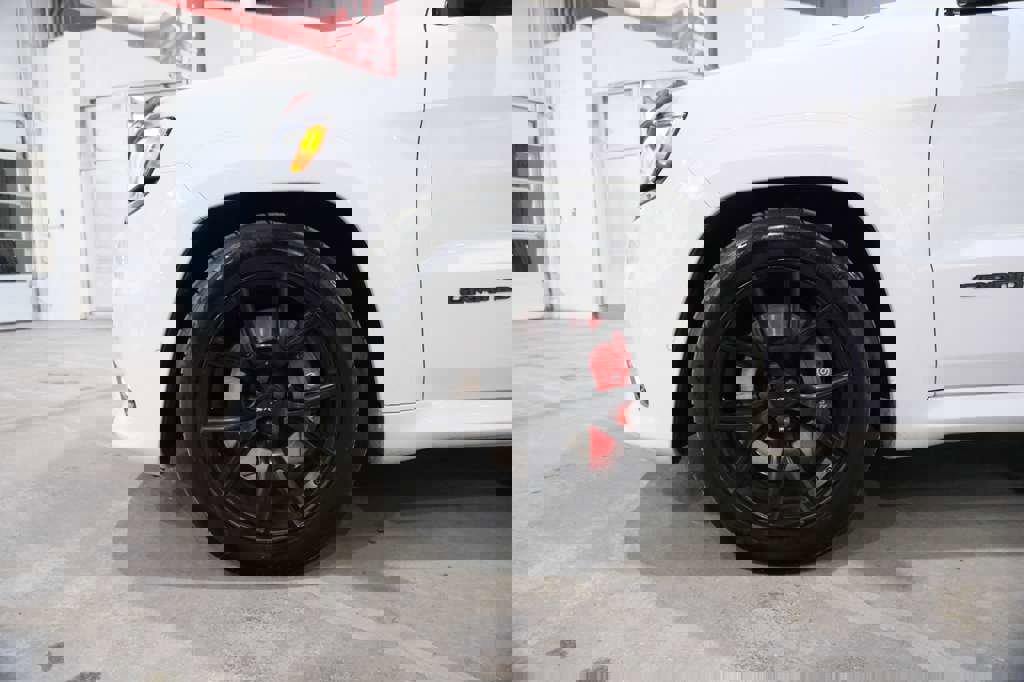 Used 2018 Jeep Grand Cherokee SRT w/ Trailer Tow Group IV image 5