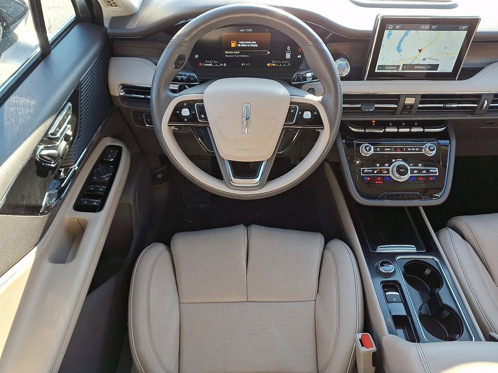 Used 2022 Lincoln Corsair Reserve w/ Equipment Group 201A image 12