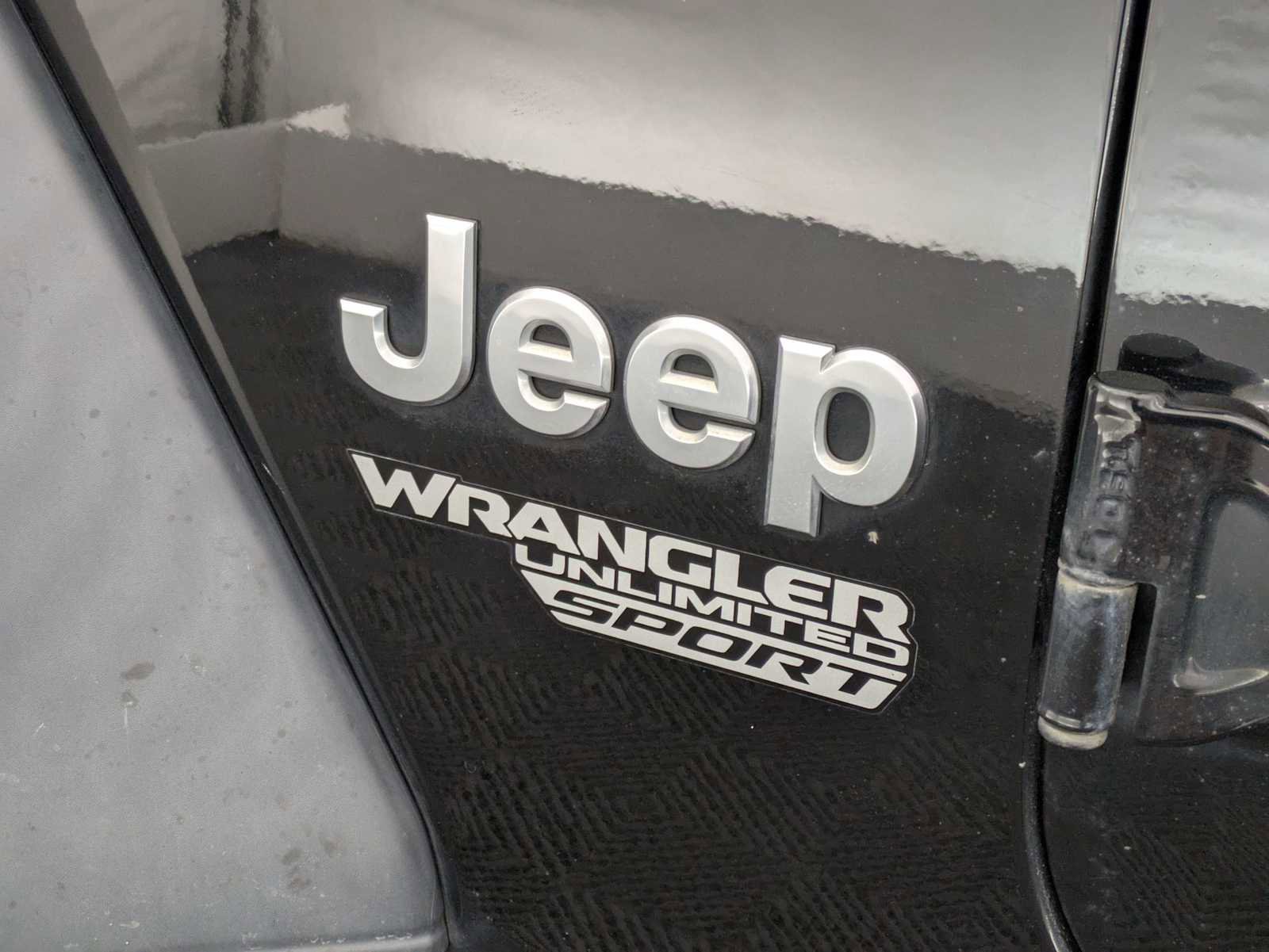 Used 2018 Jeep Wrangler Unlimited Sport image 10
