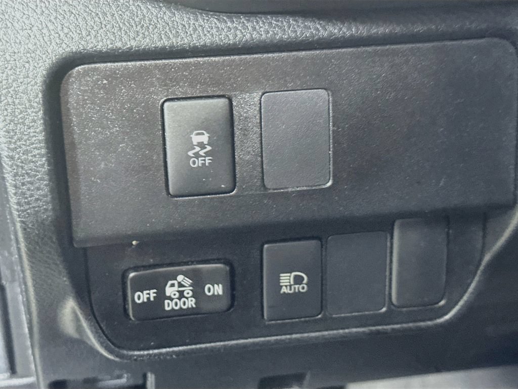 Used 2021 Toyota Tacoma SR5 RWD image 22