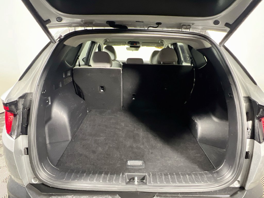 Used 2025 Hyundai Tucson SEL FWD image 32