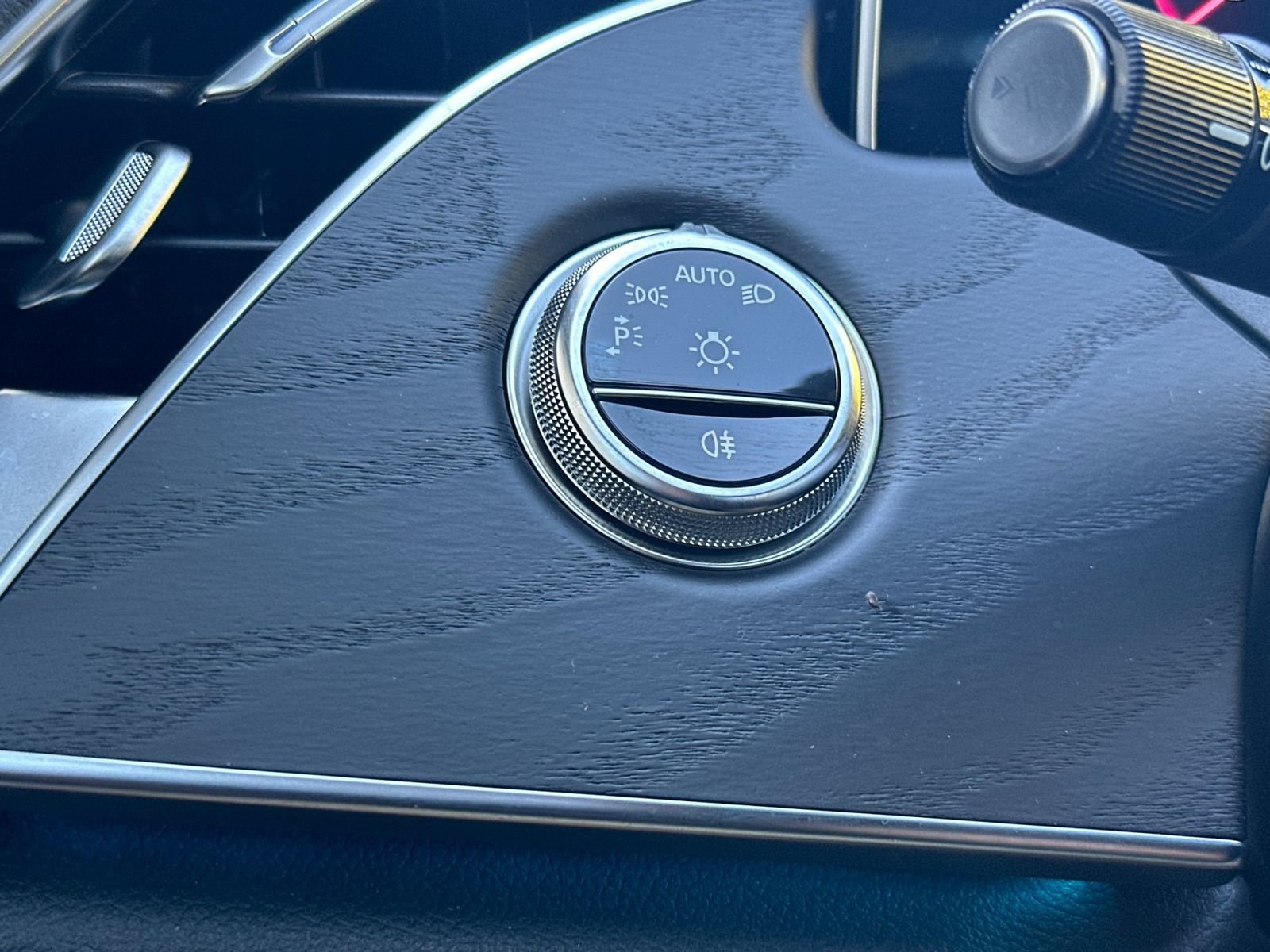 Certified 2026 Mercedes-Benz E 350 4MATIC Sedan image 31