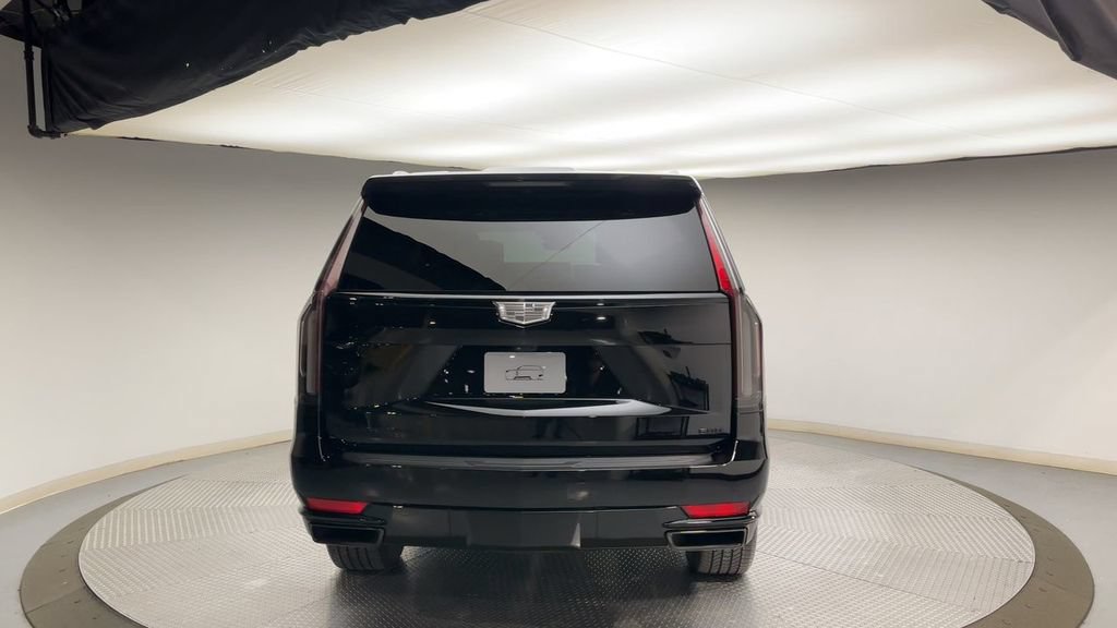 Used 2024 Cadillac Escalade Sport Platinum AWD/4WD image 3
