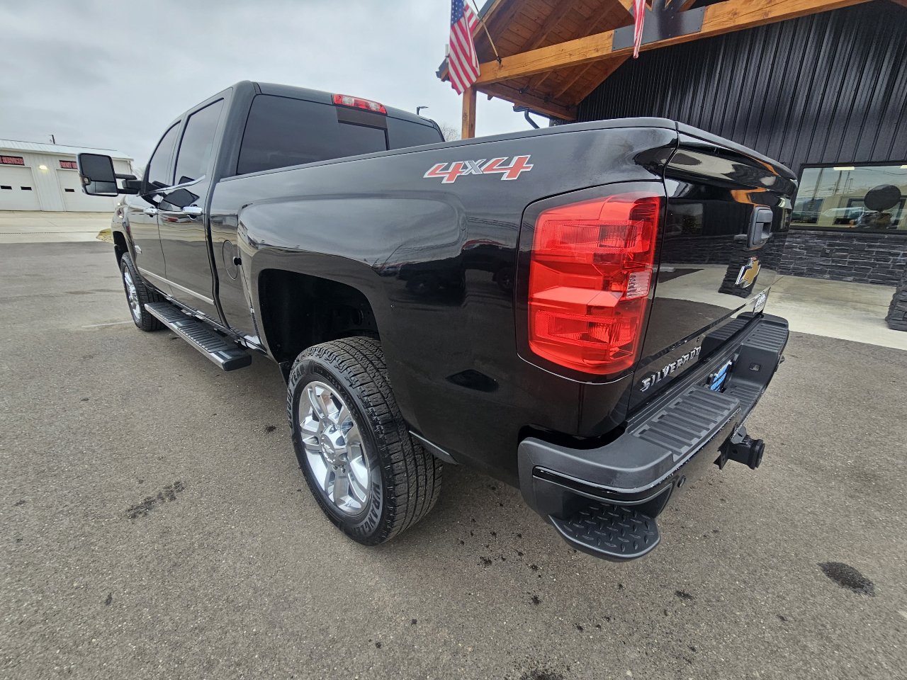 Used 2016 Chevrolet Silverado 2500 High Country w/ Duramax Plus Package image 6