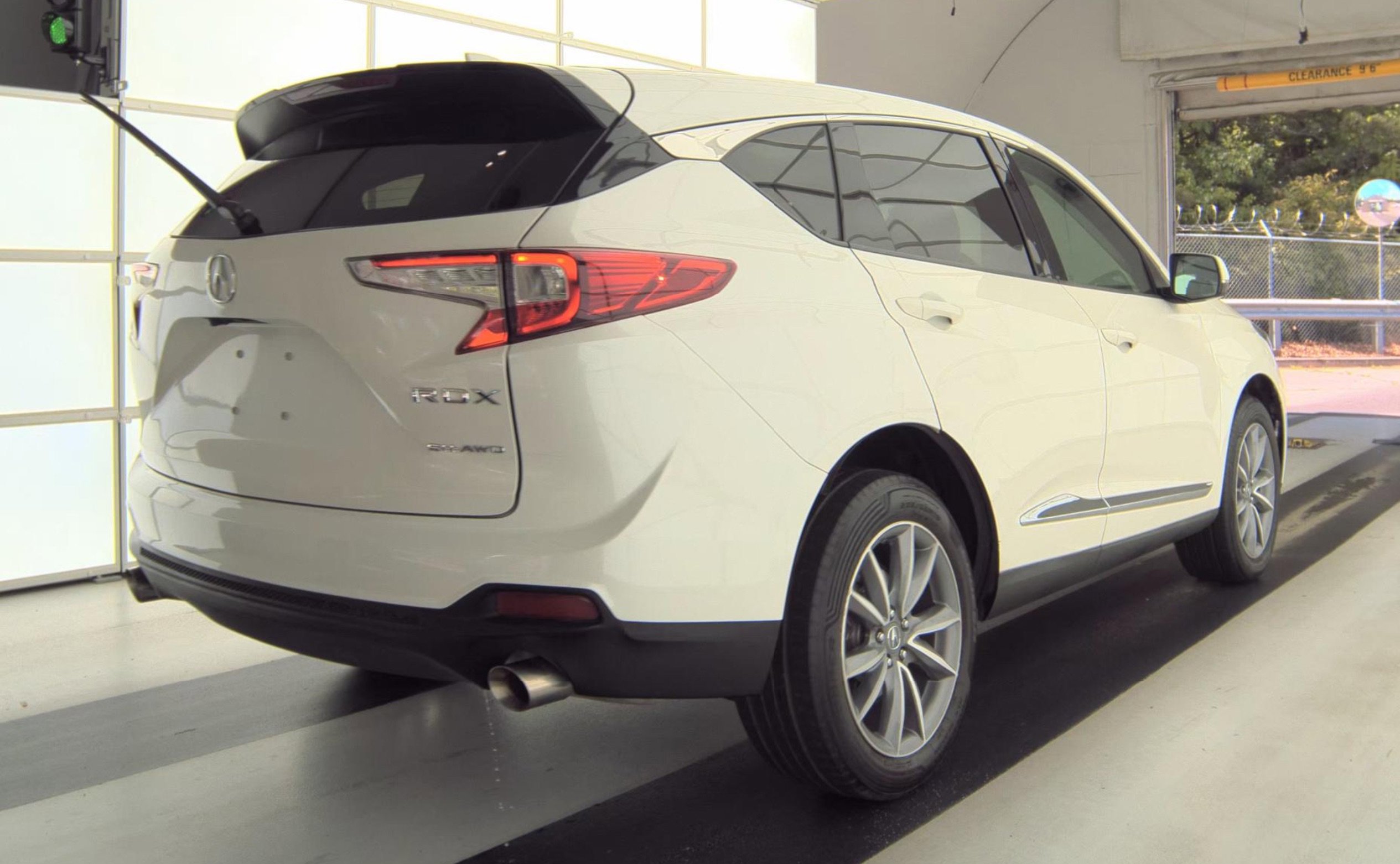 Used 2019 Acura RDX AWD image 3