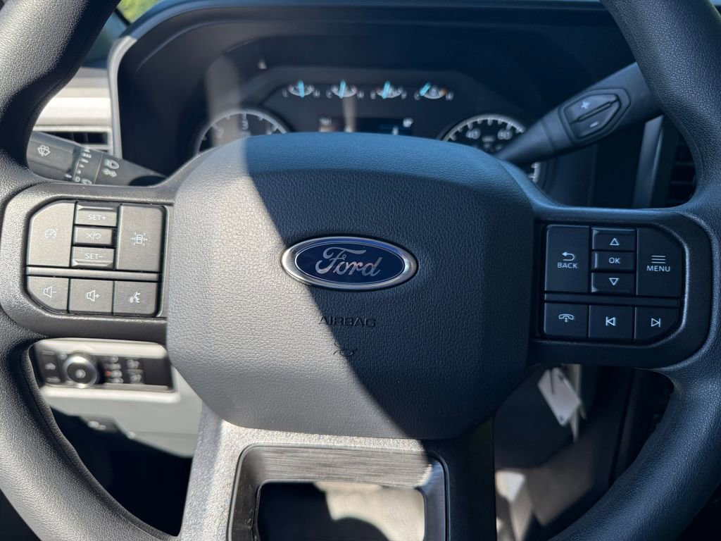 New 2026 Ford F350 XL w/ XL Chrome Package image 15