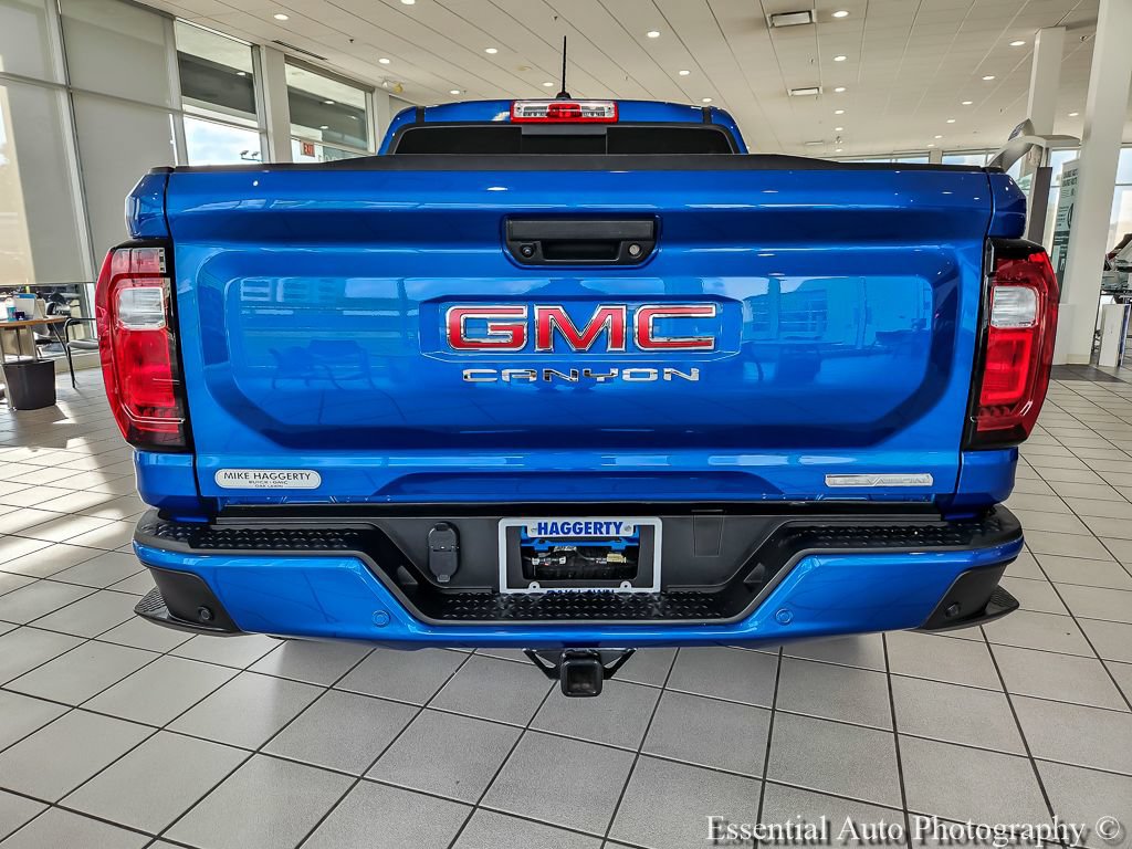 Used 2024 GMC Canyon Elevation w/ Elevation Premium Package RWD image 5