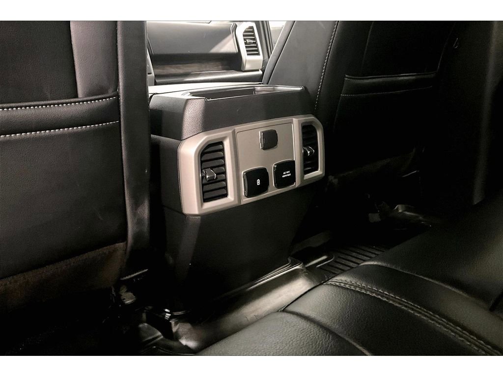 Used 2019 Ford F150 Lariat w/ Trailer Tow Package image 34