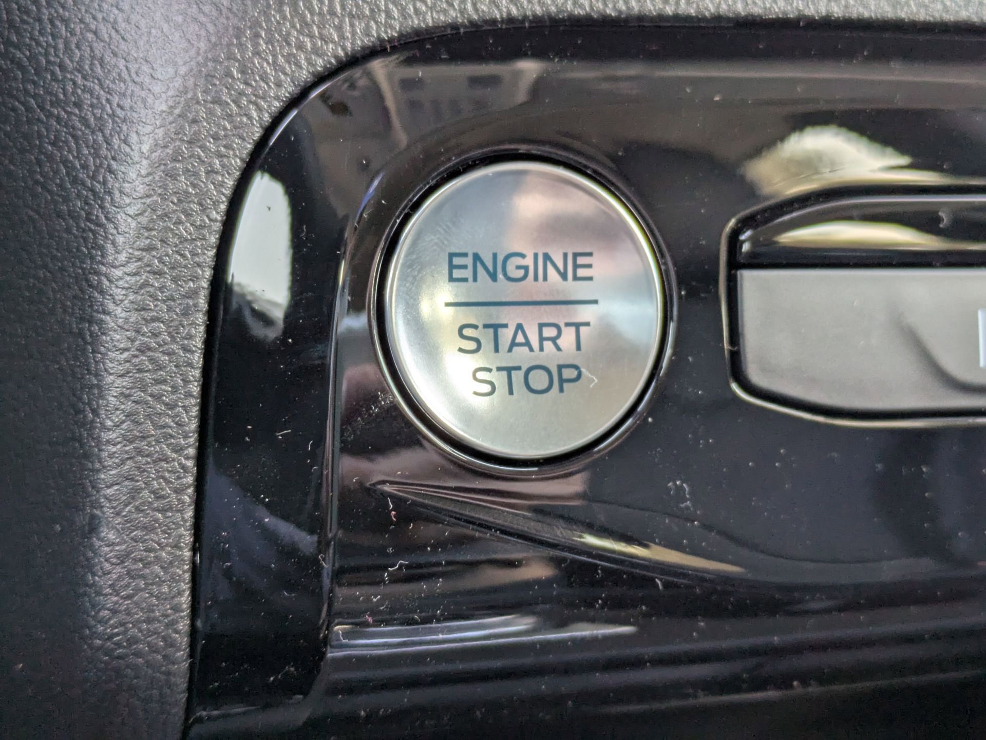 New 2026 Ford Escape SE w/ PHEV Premium Package image 34