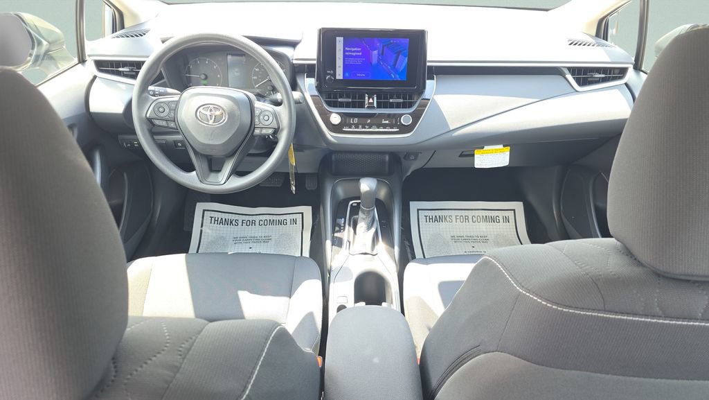 Used 2025 Toyota Corolla LE image 14