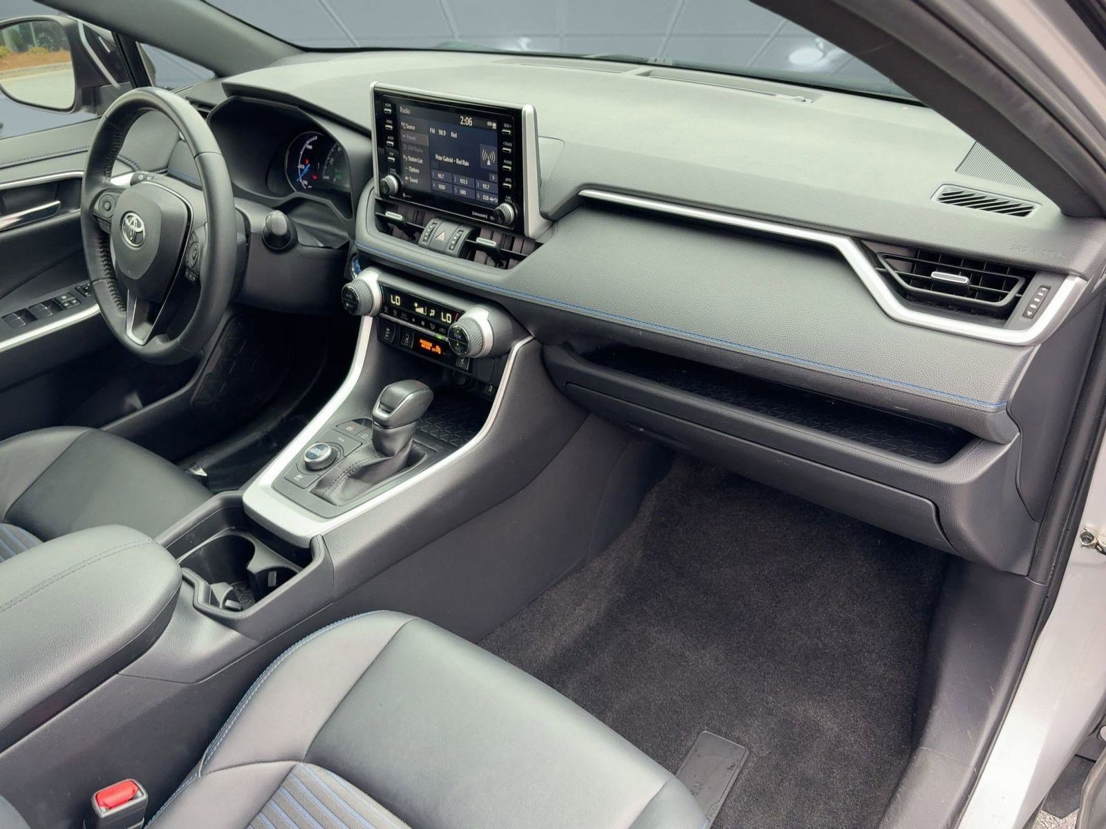 Used 2021 Toyota RAV4 XSE image 30