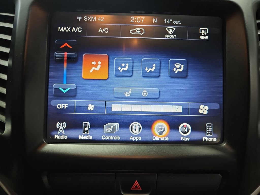 Used 2016 Jeep Cherokee Trailhawk w/ Leather Interior Group image 22