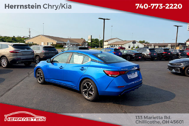 Used 2025 Nissan Sentra SV FWD image 5