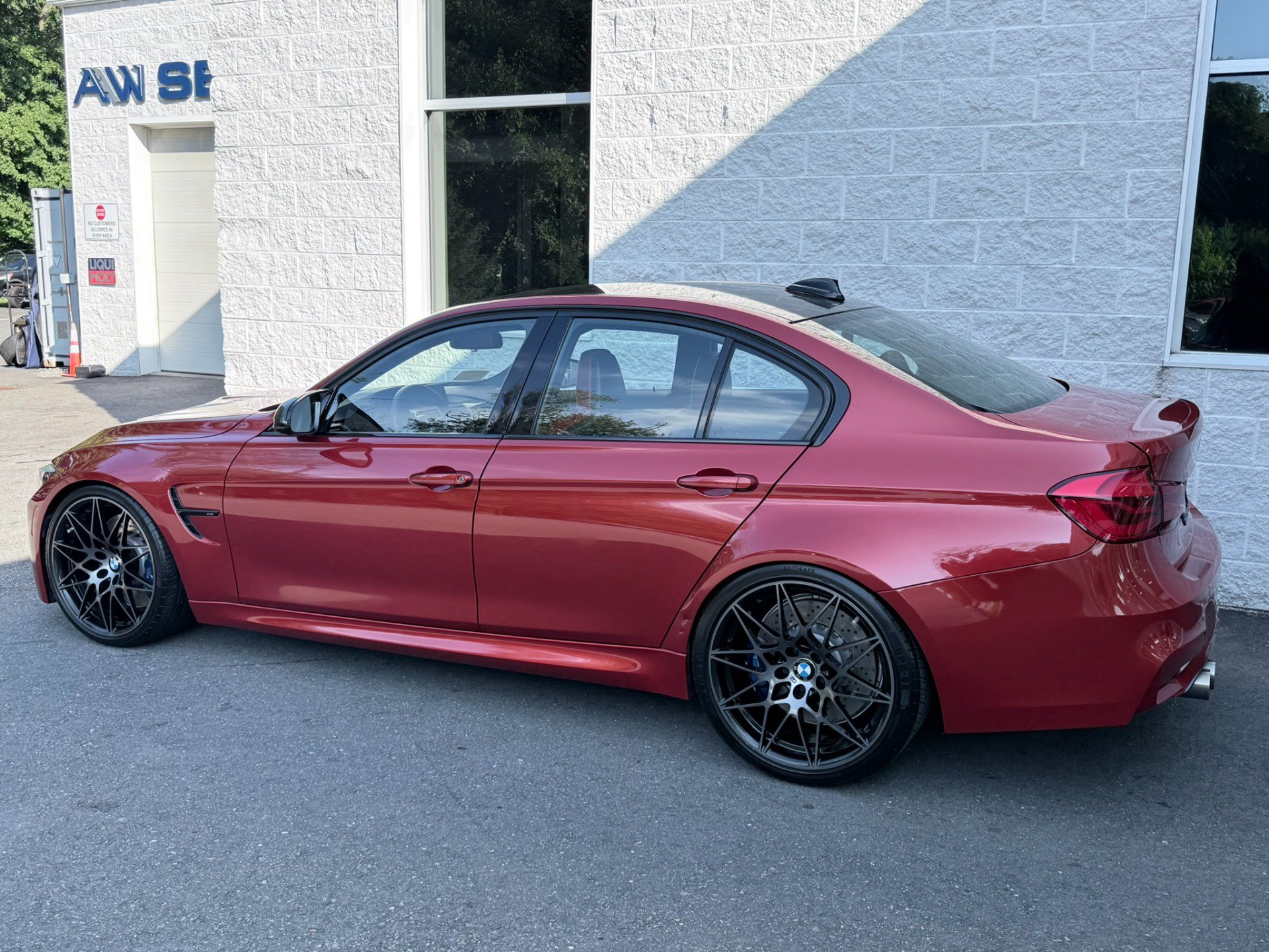 Used 2016 BMW M3 RWD image 4
