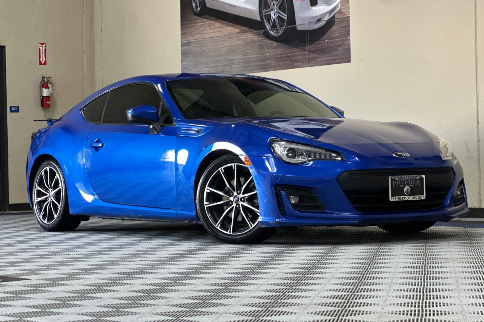 Used 2020 Subaru BRZ Limited w/ Popular Package #2 RWD image 2