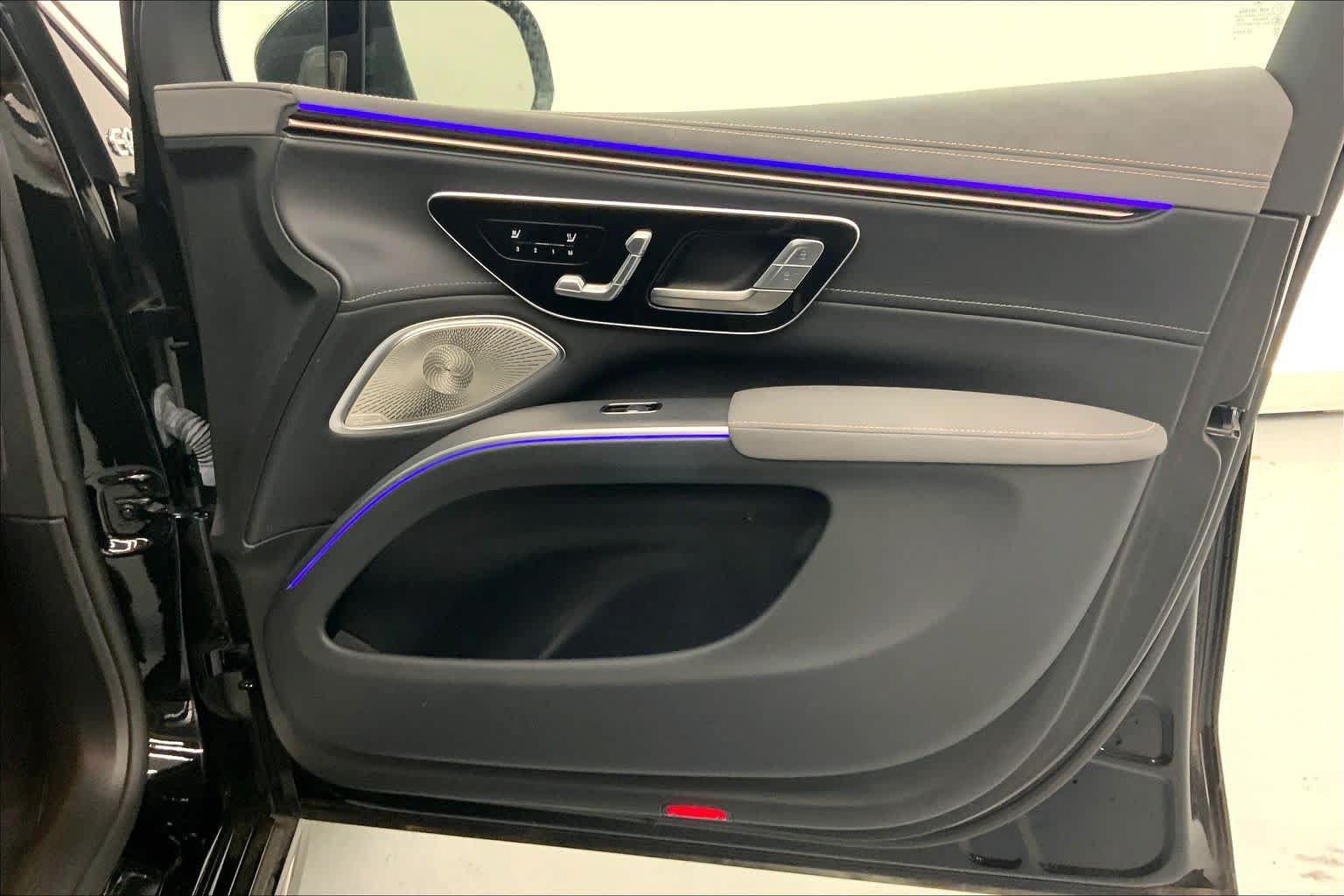Certified 2023 Mercedes-Benz EQS 580 4MATIC SUV image 10