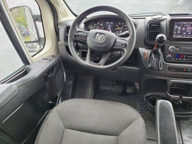 Used 2022 RAM ProMaster 2500 w/ Convenience Group FWD image 13