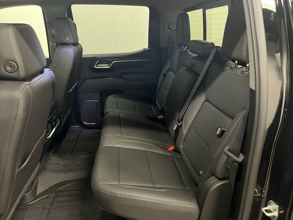 New 2026 GMC Sierra 1500 SLT w/ SLT Convenience Package image 30