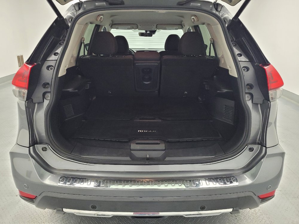 Used 2019 Nissan Rogue SV w/ Premium Package AWD/4WD image 29