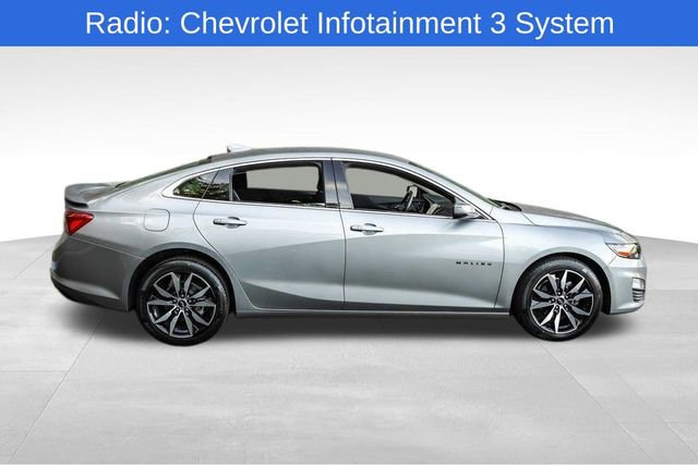 Used 2025 Chevrolet Malibu RS image 3
