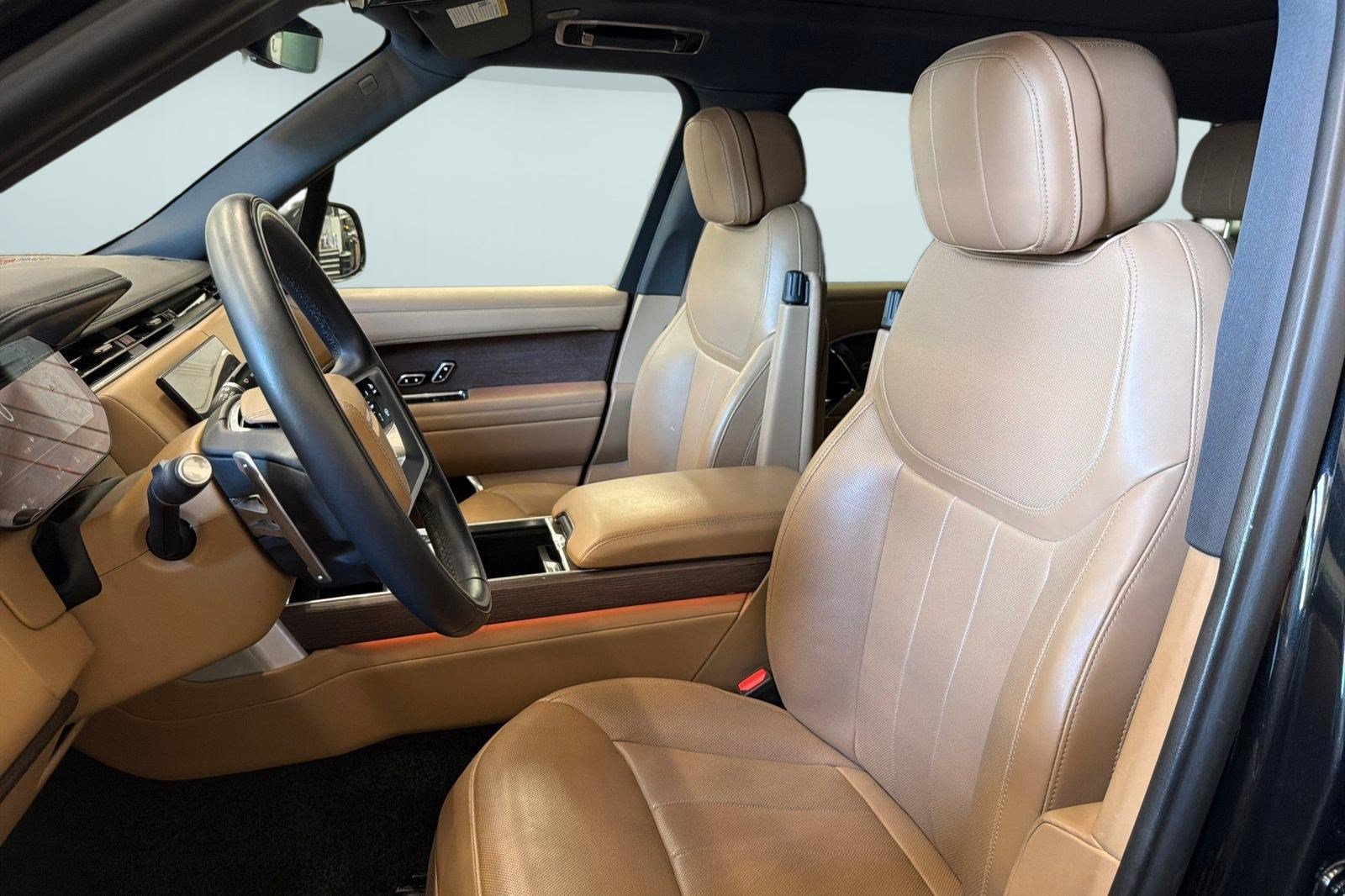 Used 2023 Land Rover Range Rover SE AWD/4WD image 5