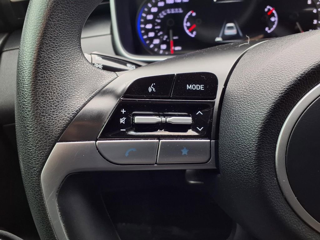 Used 2023 Hyundai Santa Cruz SEL w/ Cargo Package AWD/4WD image 13