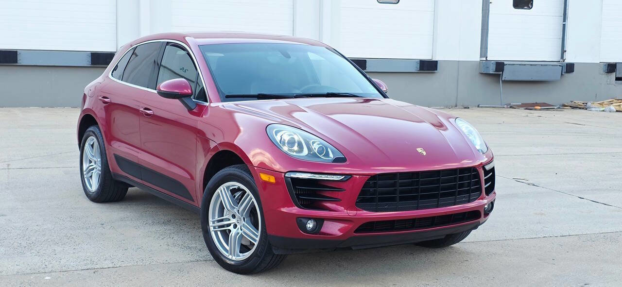 Used 2016 Porsche Macan S image 1