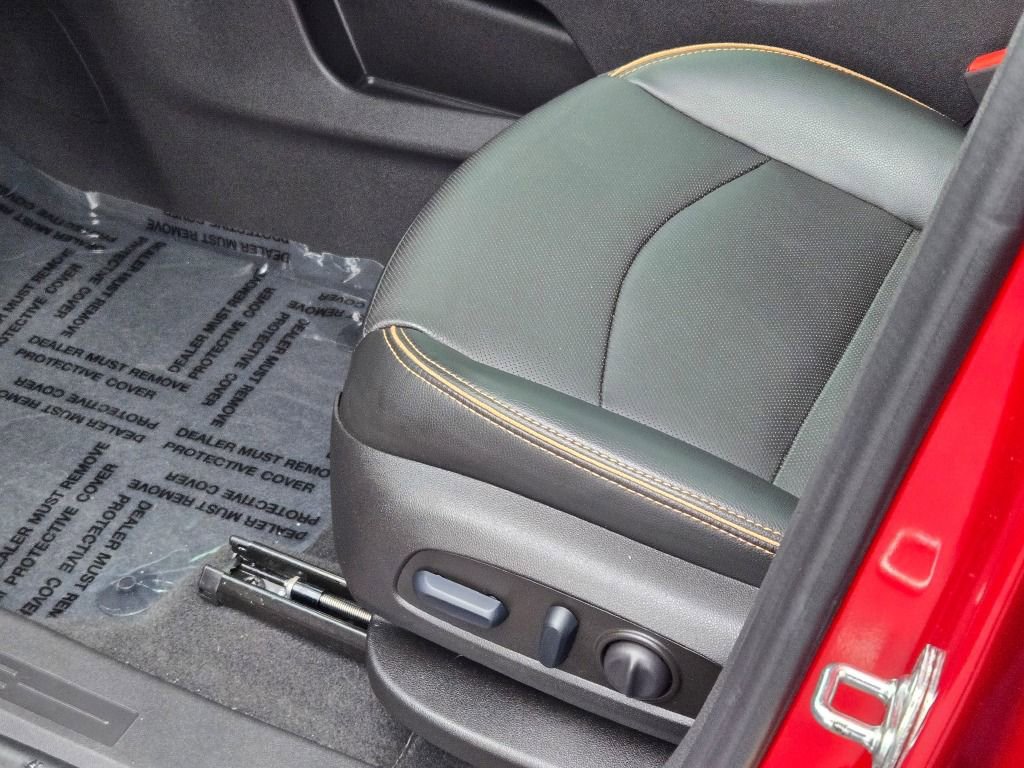 Used 2024 GMC Terrain AT4 w/ Infotainment Package II image 25