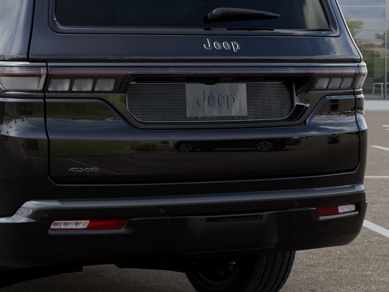 New 2026 Jeep Grand Wagoneer Limited AWD/4WD image 13