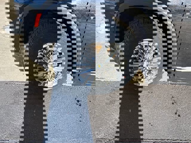 Certified 2023 Chevrolet Traverse LT image 27