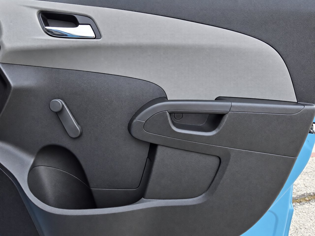 Certified 2014 Chevrolet Sonic LS FWD image 26