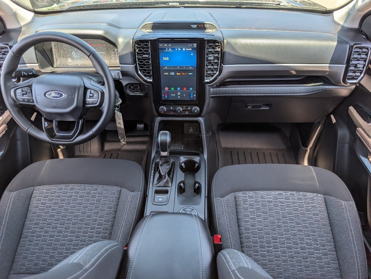 Used 2024 Ford Ranger XLT AWD/4WD image 4