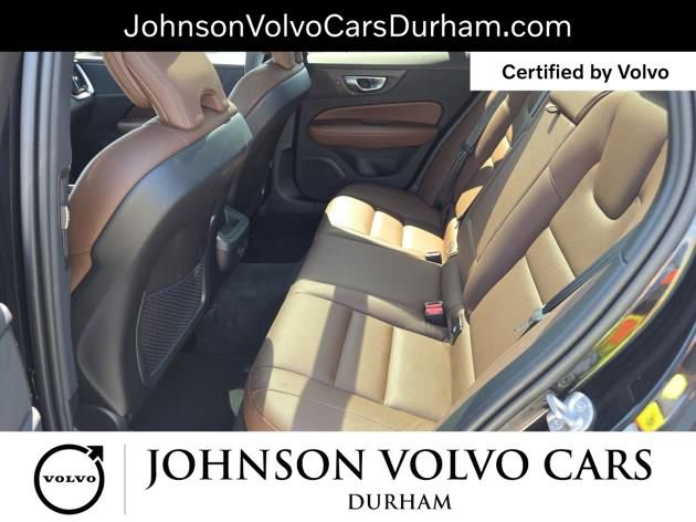 Used 2025 Volvo V60 B5 Cross Country Plus AWD/4WD image 11