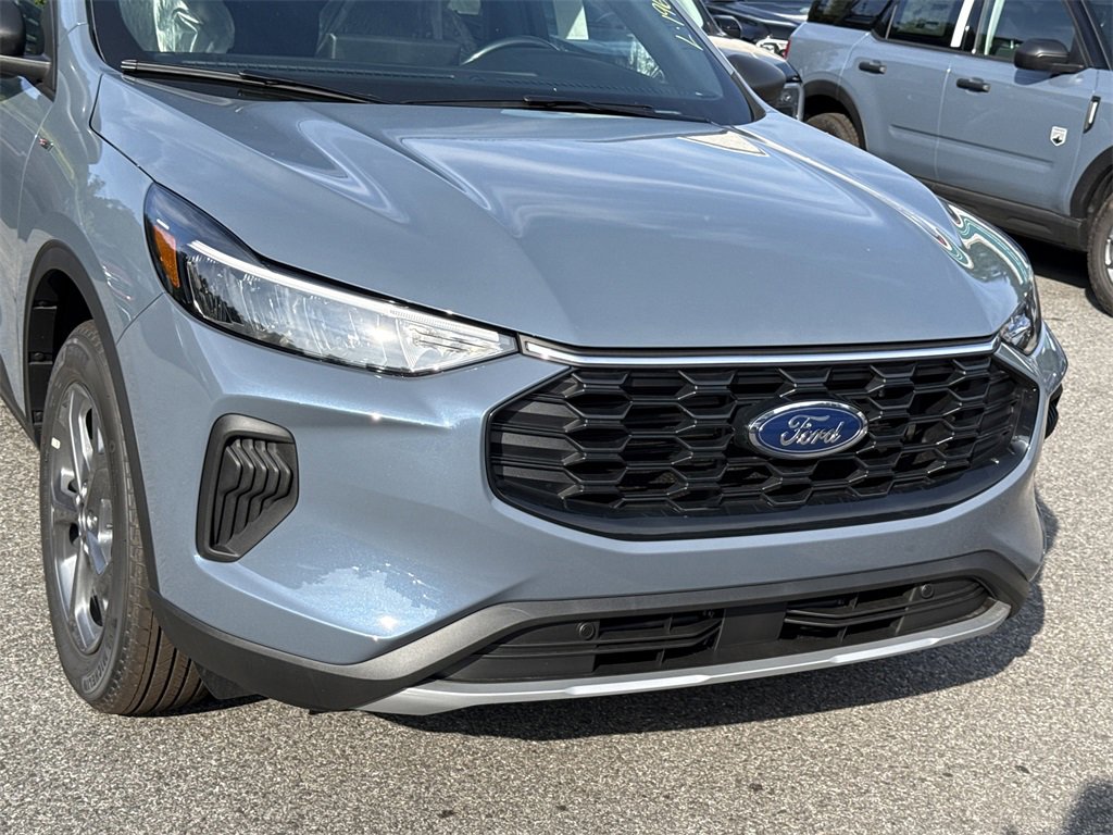 Used 2025 Ford Escape ST-Line w/ Tech Pack #1 image 8