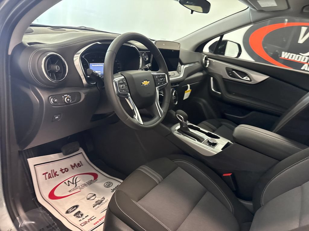 New 2026 Chevrolet Blazer LT w/ Midnight/Sport Edition FWD image 12