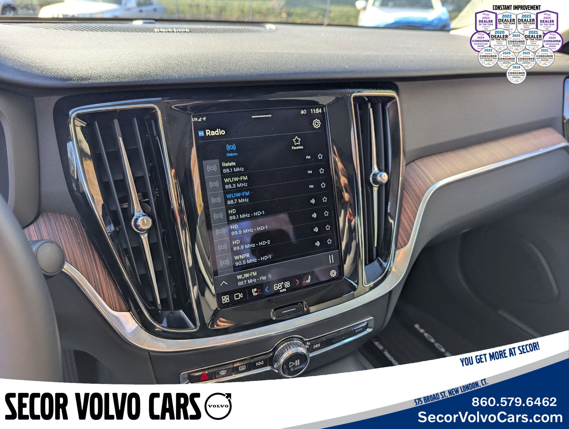 Certified 2024 Volvo S60 B5 Plus w/ Climate Package image 13