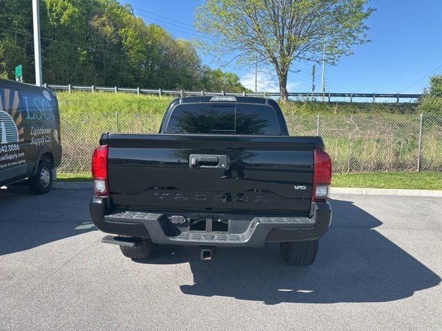Used 2018 Toyota Tacoma TRD Sport image 24
