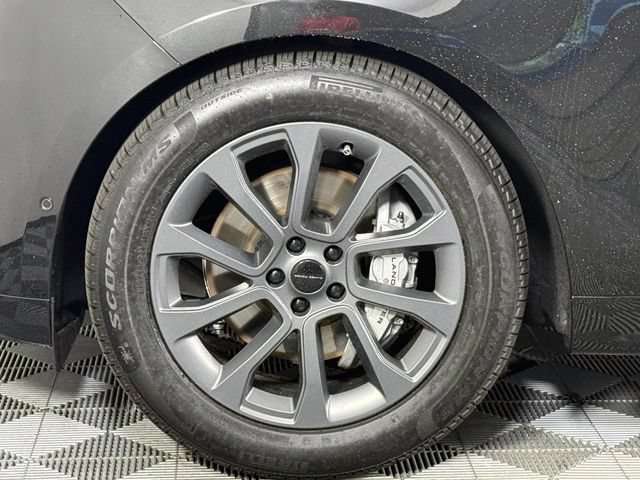 New 2026 Land Rover Range Rover Sport Dynamic SE AWD/4WD image 13