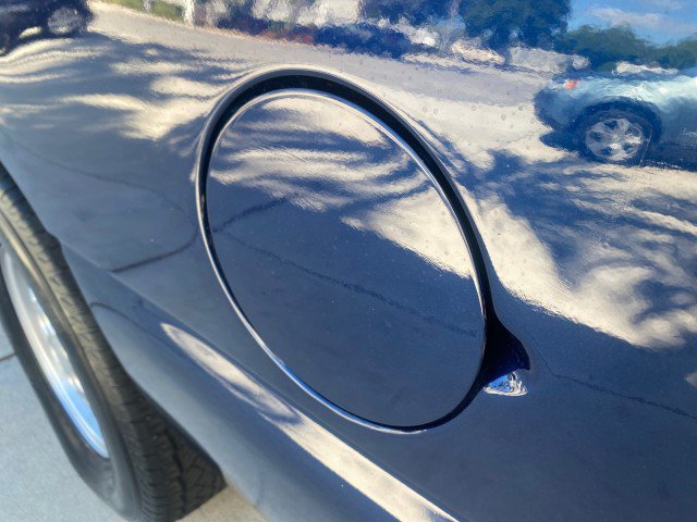 Used 2003 Chevrolet Suburban LS image 88