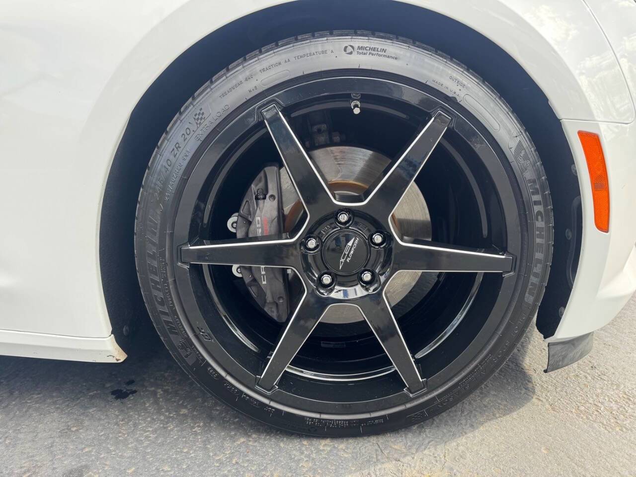 Used 2018 Chevrolet Camaro SS image 20