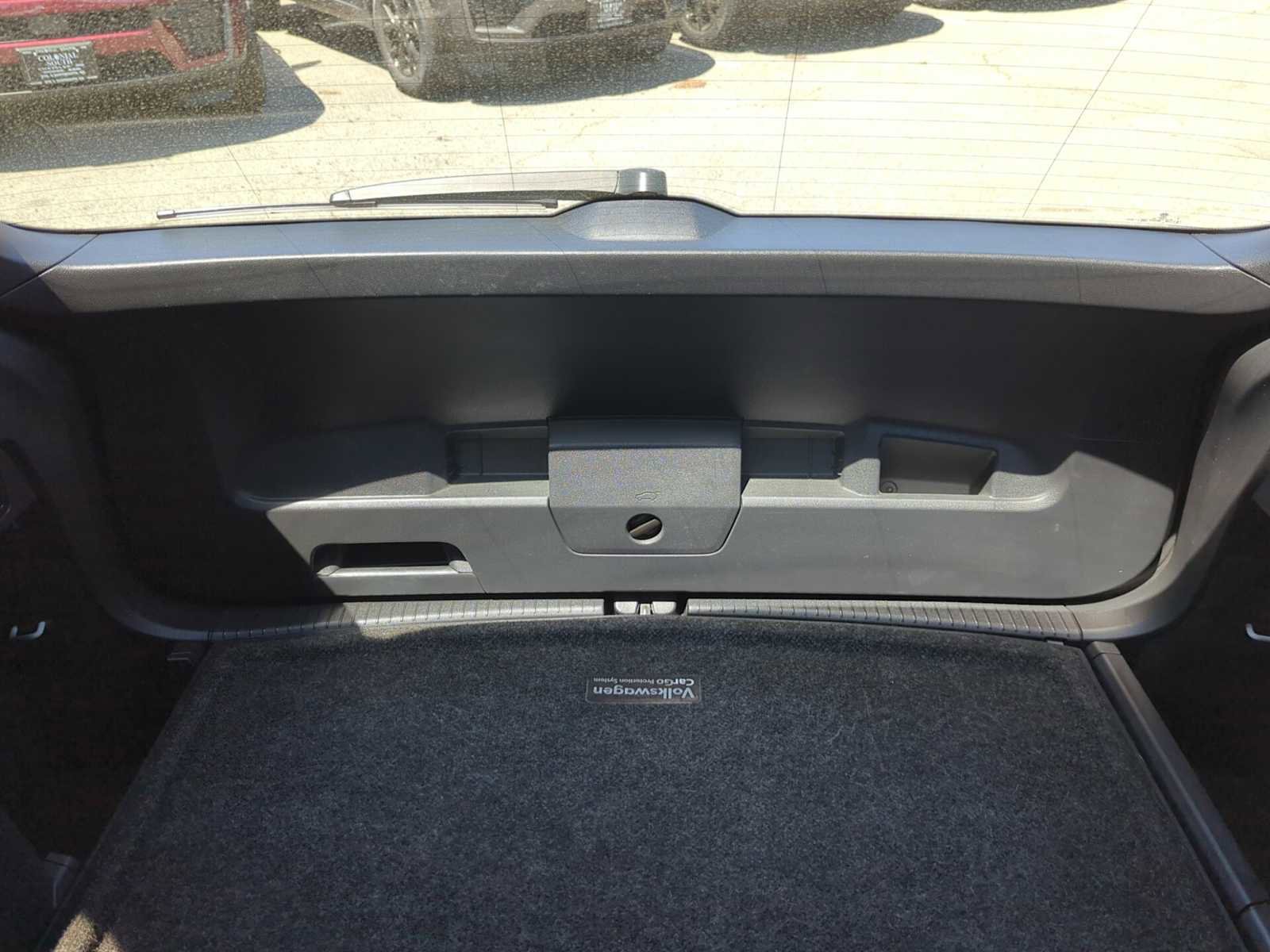 Used 2023 Volkswagen Tiguan SE AWD/4WD image 33