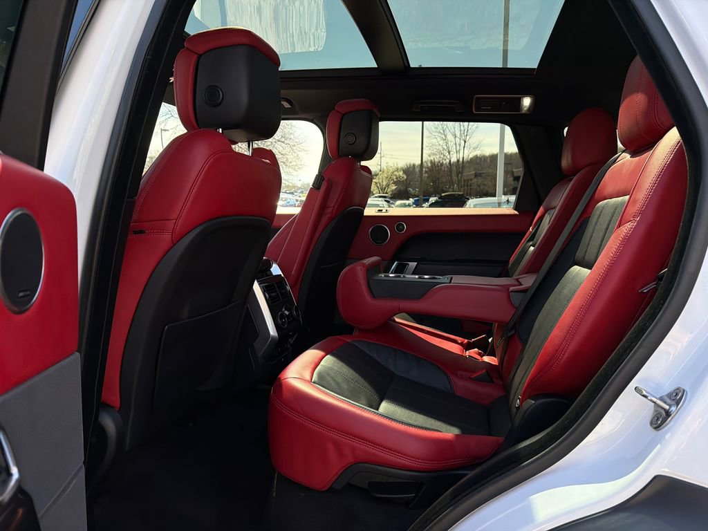 Used 2019 Land Rover Range Rover Sport Autobiography image 18