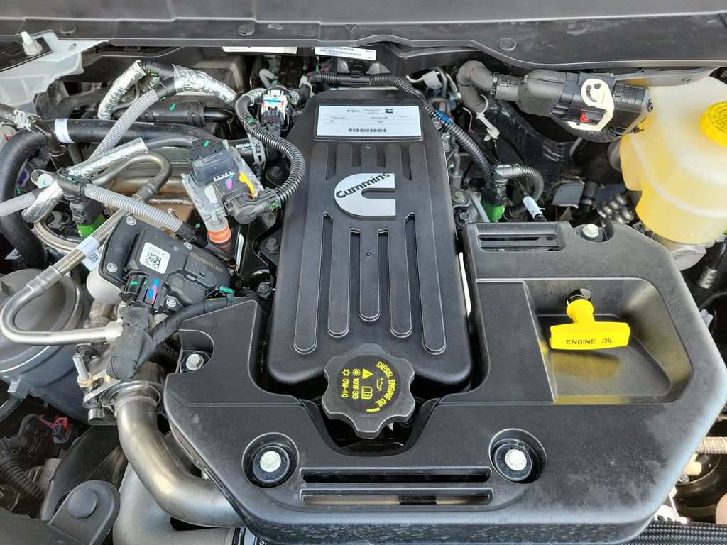 New 2026 RAM 3500 Big Horn AWD/4WD image 10