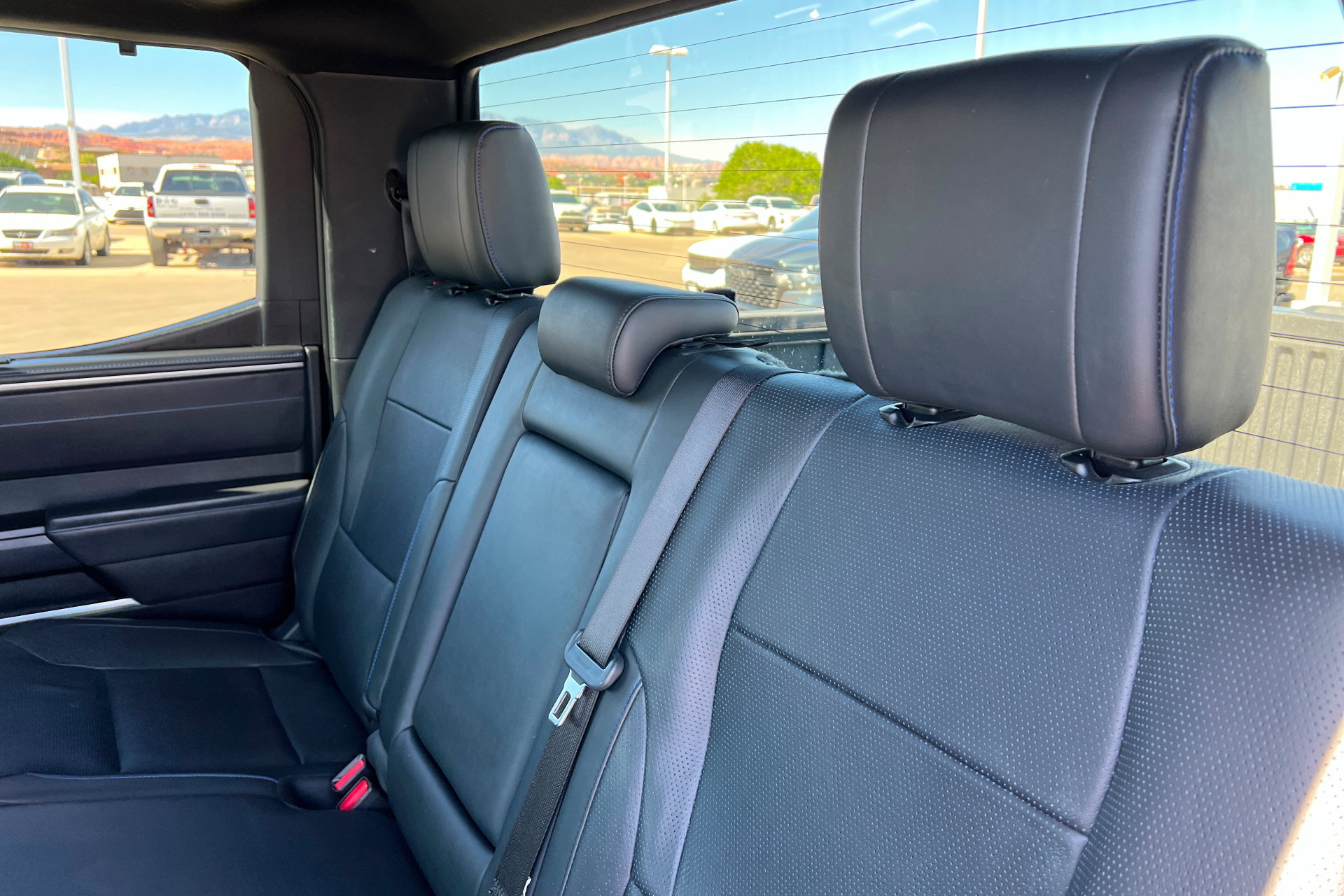 Used 2023 Toyota Tundra Platinum AWD/4WD image 21